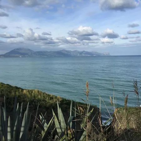 Appartamento Mansarda Sole Ed Ombra Terrazza Vista Mare