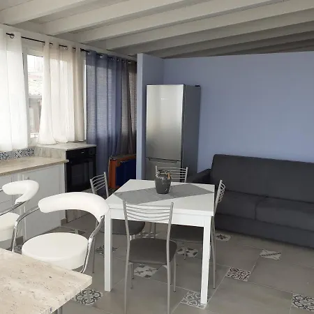 Mansarda Sole Ed Ombra Terrazza Vista Mare Balestrate