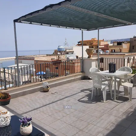 Apartment Mansarda Sole Ed Ombra Terrazza Vista Mare *